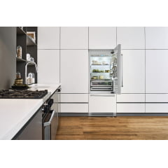 REFRIGERADOR BERTAZZONI MAS REF905BBRXTT 90CM DE EMBUTIR FLUSH BOTTOM FREEZER COM 596 LITROS ABERTURA PARA DIREITA PUXADORES TUBULARES AÇO INOX 220V